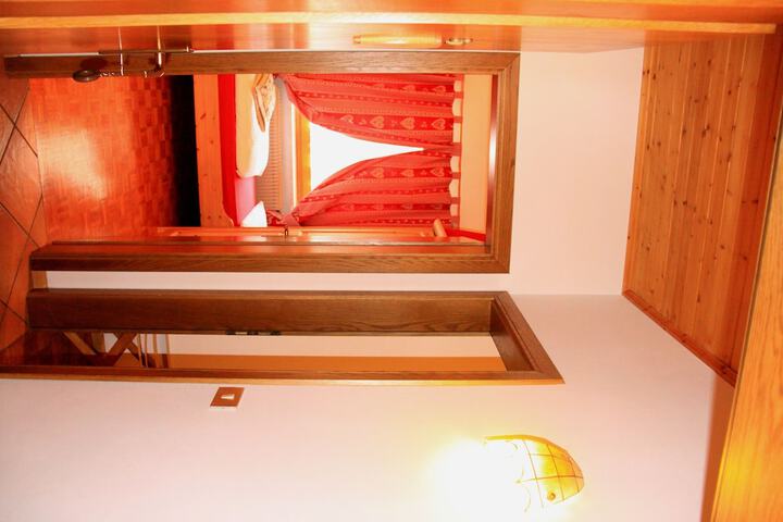 Room 22 of 54