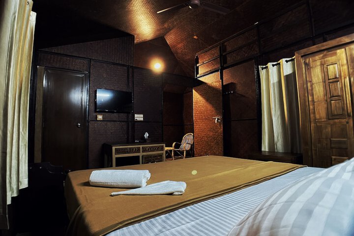 Room 23 of 60