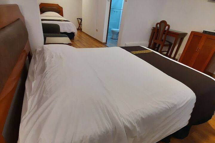 Room 17 of 70