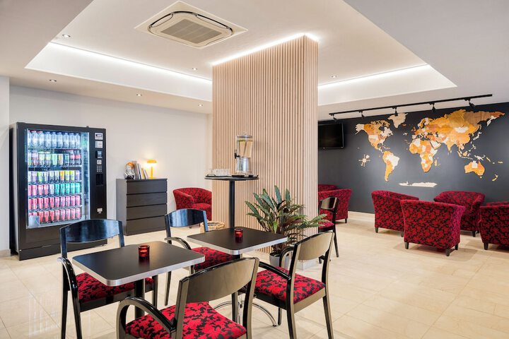 Hotel Interior 4 of 132
