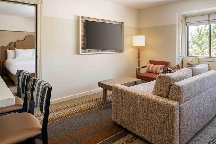 Room 114 of 203