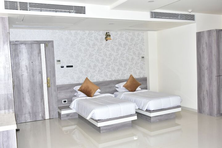 Room 26 of 27