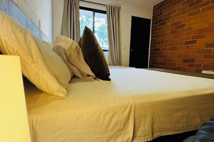 Room 14 of 94