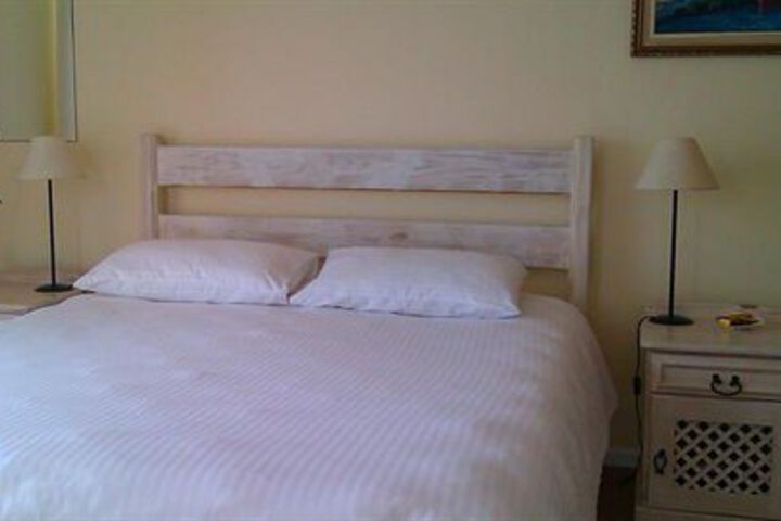 Room 4 of 23