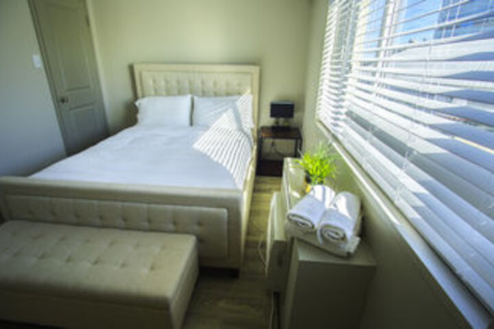 Room 14 of 30