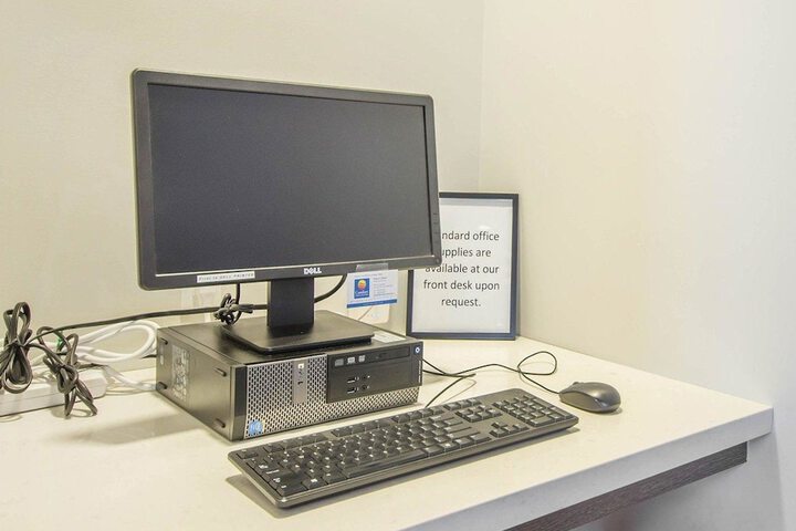 Business Center 43 of 50