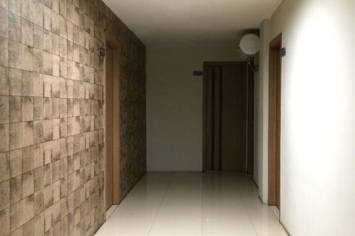 Ballroom/Hall 18 of 21