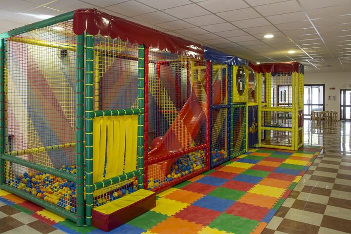 Childrens Activities 77 of 103