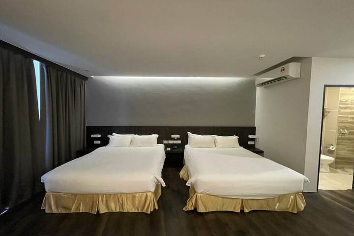Room 14 of 51