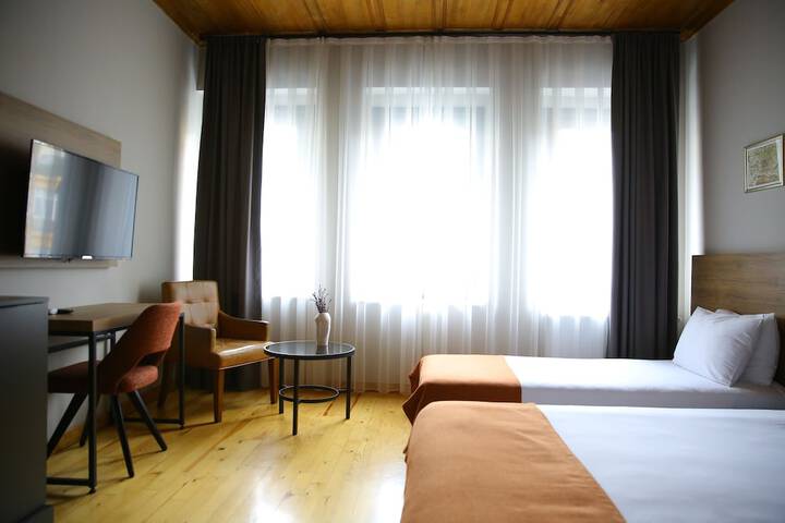 Room 20 of 72
