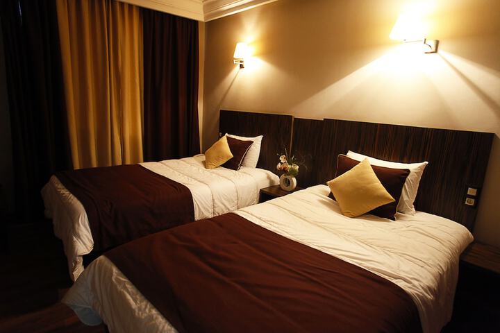 Room 7 of 20