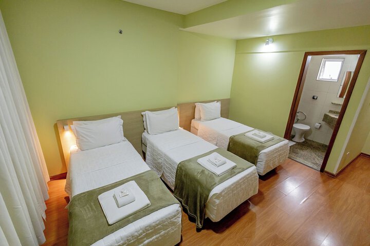 Room 5 of 119