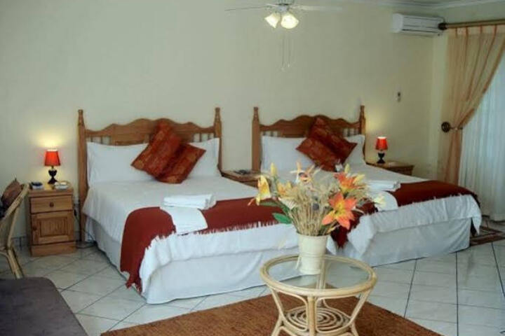 Room 2 of 9