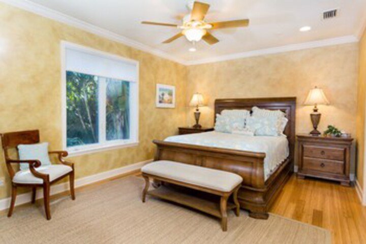 Room 35 of 42
