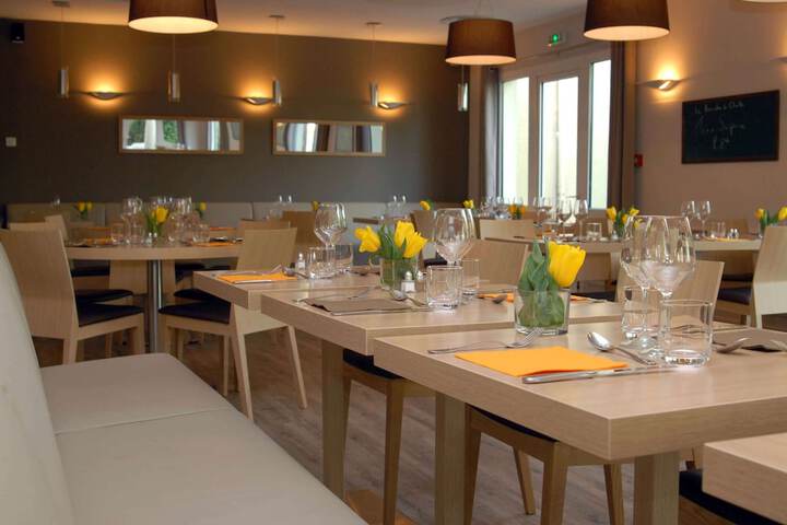 Dining Photos