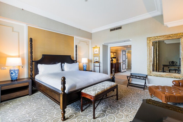 Room 28 of 109