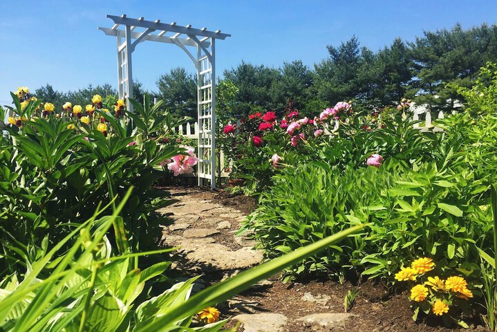 Hotel Exterior 58 of 79