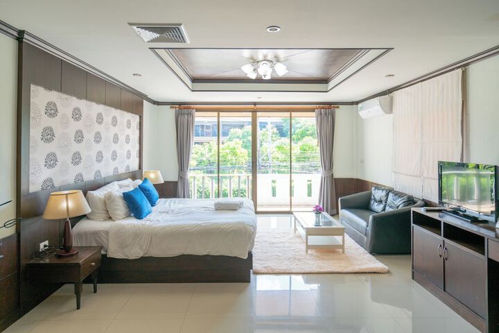 Room 2 of 55