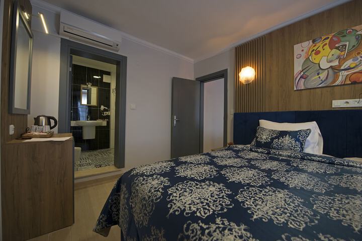 Room 9 of 58