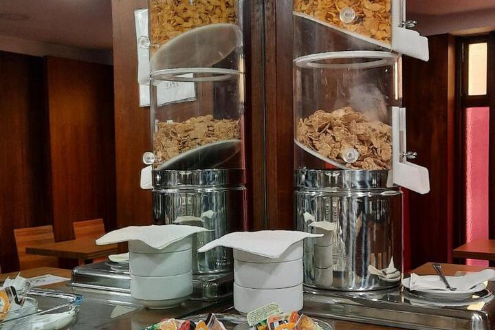 General 2 of 24