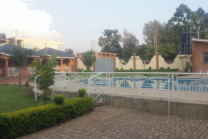 Hotel 72 of 80
