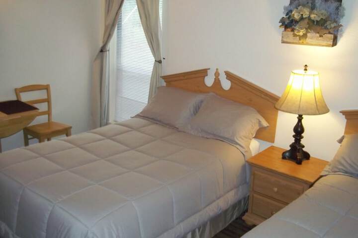 Room 1 of 48