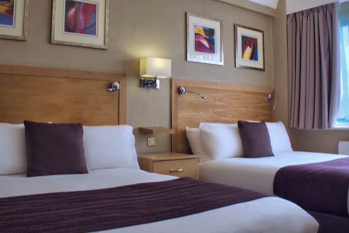 Room 21 of 52