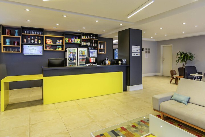 Hotel 100 of 102