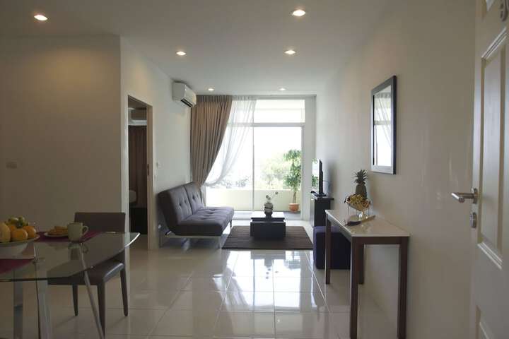 Room 11 of 23