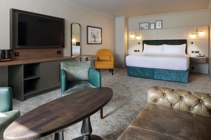 Room 79 of 204