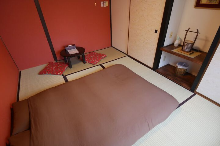 Room 24 of 55