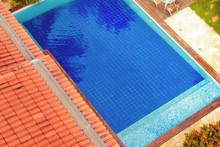 Pools & Facilities