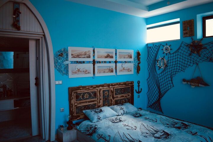 Room 11 of 97