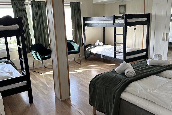 Room 7 of 13