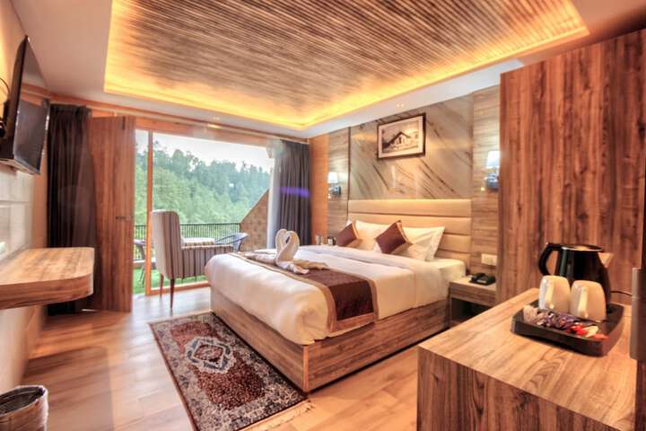 Room 5 of 19