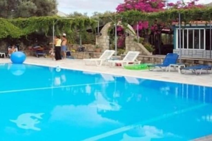 Pool 12 of 50