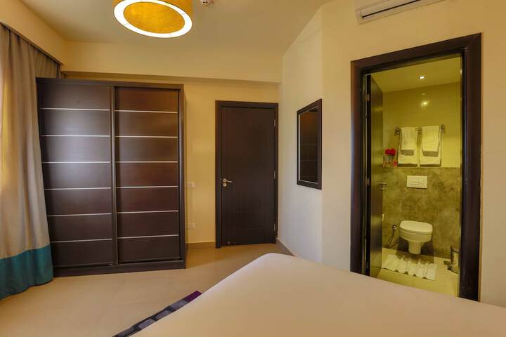 Room 17 of 68