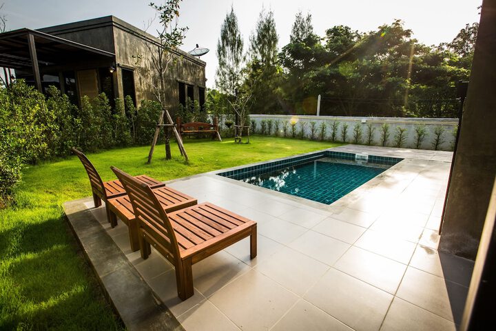 Pool 42 of 114