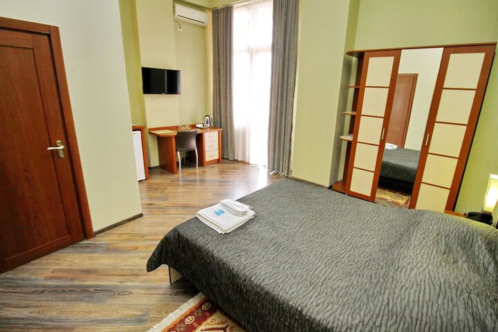 Room 9 of 57