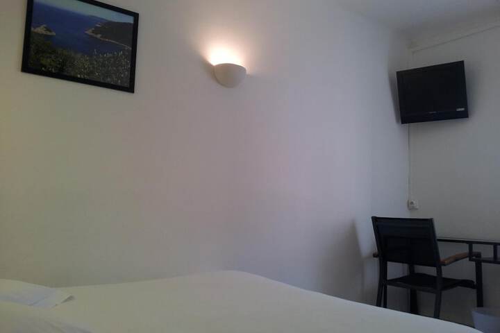Room 20 of 43