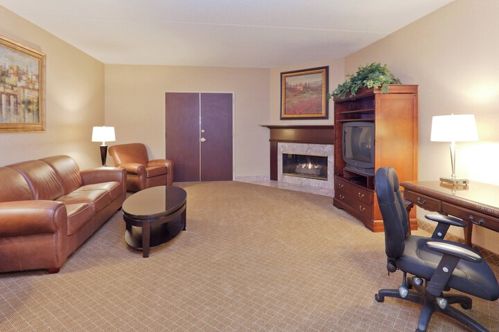 Room 48 of 100