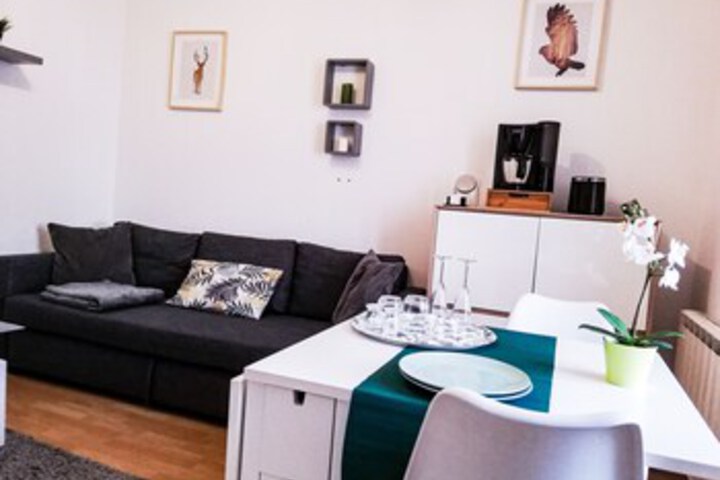Room 10 of 20