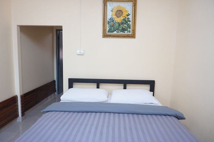 Room 10 of 44