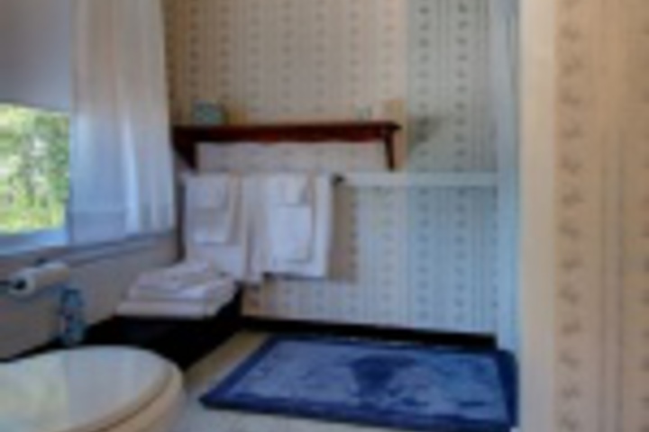 Room 85 of 408