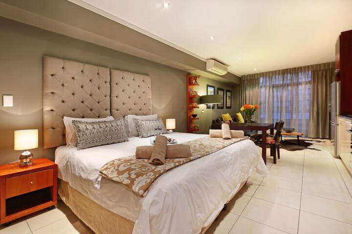 Room 9 of 60
