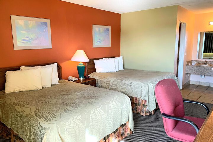 Room 6 of 29