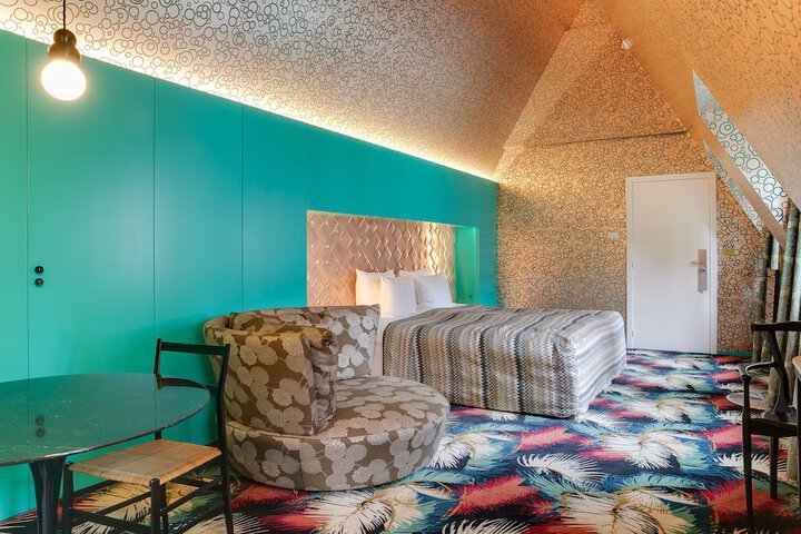 Room 28 of 121