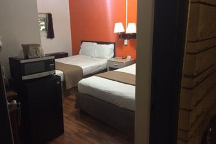 Room 20 of 44