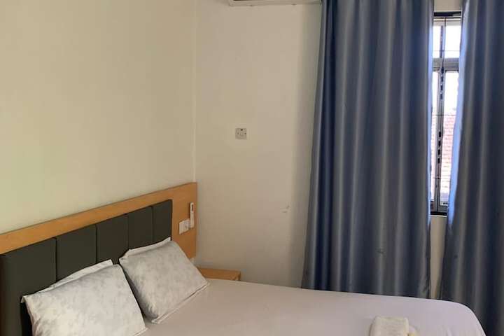 HUASHENG HOTEL