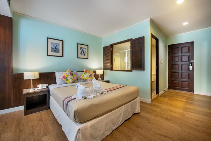 Room 8 of 61